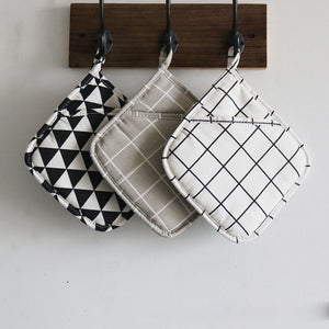 Square Geometric Pattern Cotton Linen Hot Pad / Oven Mitt