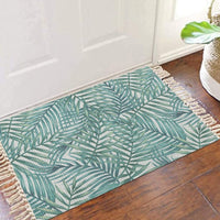 Woven Tropical Palm Leaf Pattern Accent Throw Rug