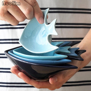 Blue Porcelain Fish-Shaped Sauce / Snack Dish Bowls