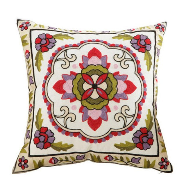 18" Embroidered Floral / Mandala Pattern Pillow Cover