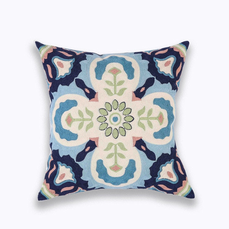 18" Contemporary Embroidered Throw Pillow Cover