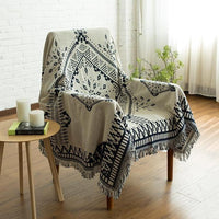 White / Navy Knitted Nordic Sofa Throw Cover Blanket