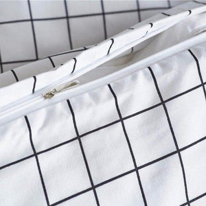 White 2/3-Piece Nordic Striped Lattice Duvet Cover Set